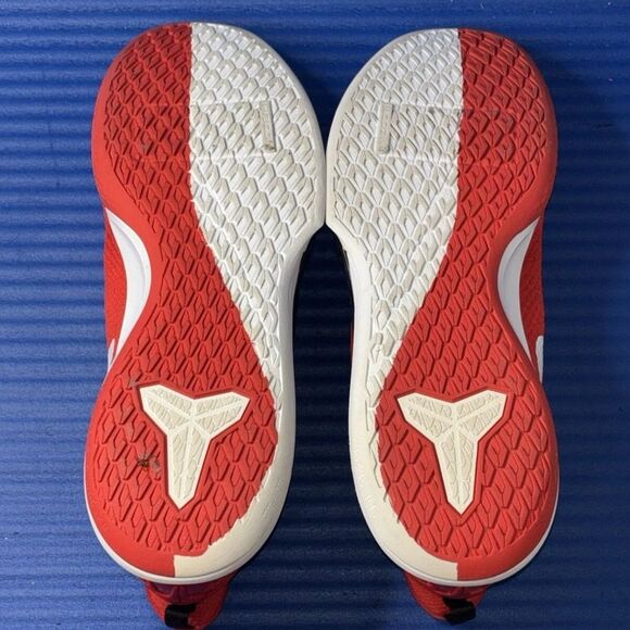 Size 6.5- Men’s Nike Air Kobe Mamba Focus University Red RARE Women’s 8 - Picture 8 of 8